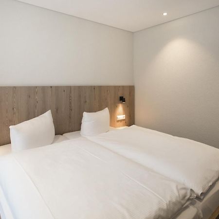 Hotel-Gasthaus Engel Luttingen لاوفنبورغ الغرفة الصورة