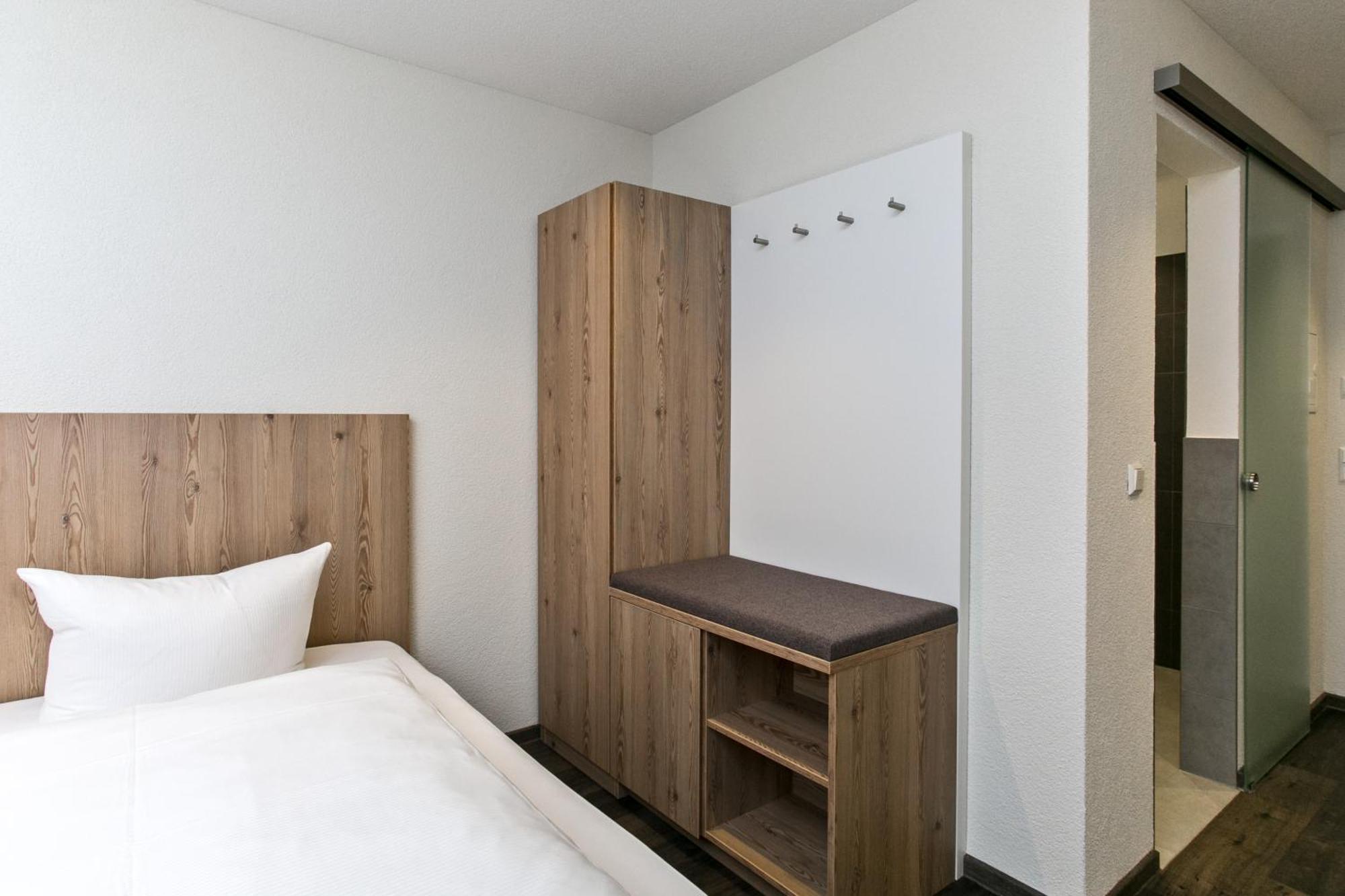 Hotel-Gasthaus Engel Luttingen لاوفنبورغ المظهر الخارجي الصورة