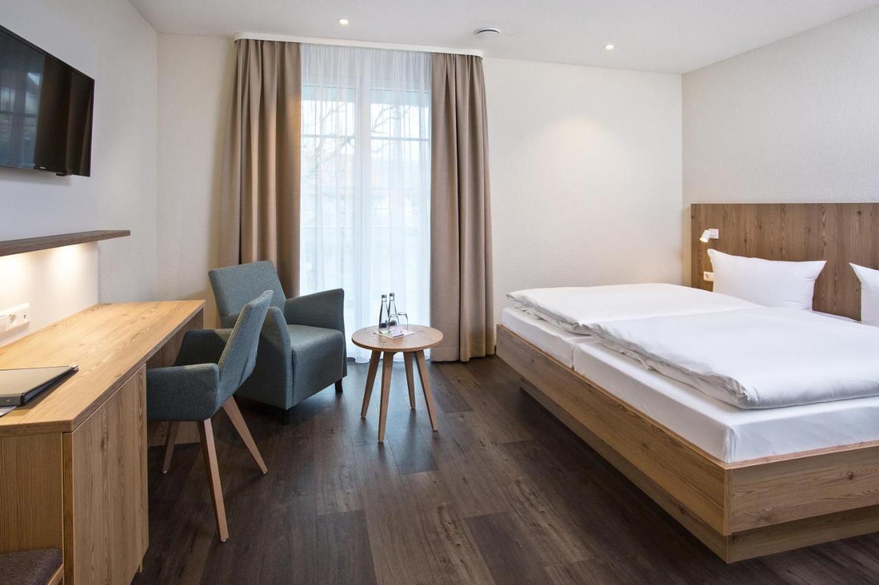 Hotel-Gasthaus Engel Luttingen لاوفنبورغ المظهر الخارجي الصورة