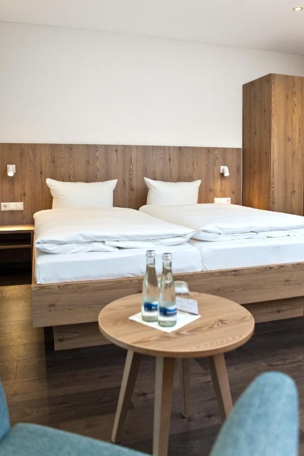 Hotel-Gasthaus Engel Luttingen لاوفنبورغ المظهر الخارجي الصورة