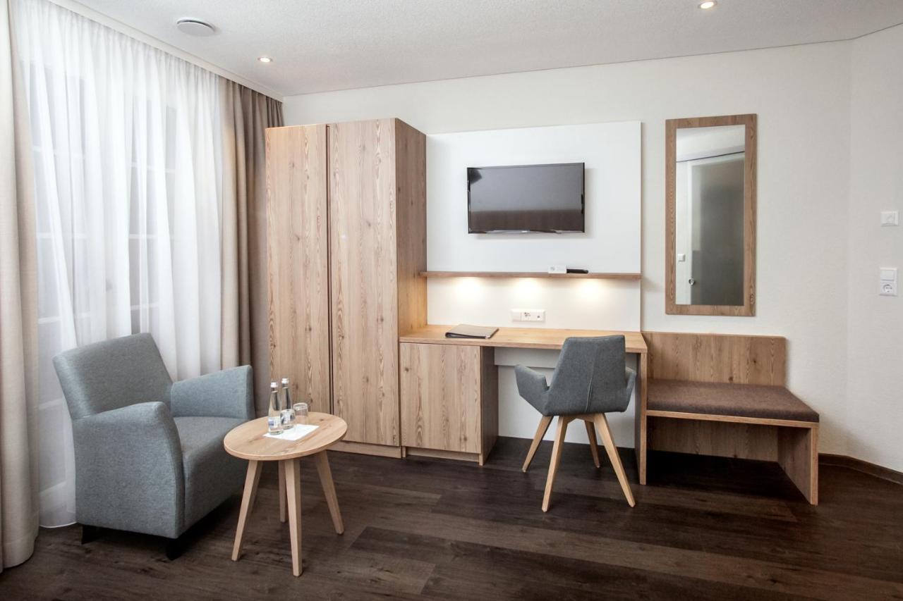 Hotel-Gasthaus Engel Luttingen لاوفنبورغ المظهر الخارجي الصورة