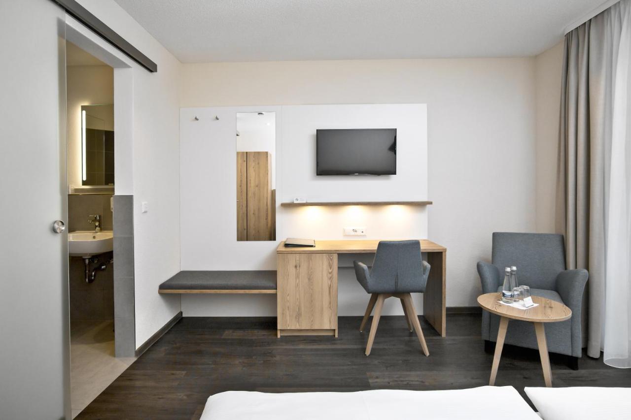 Hotel-Gasthaus Engel Luttingen لاوفنبورغ المظهر الخارجي الصورة