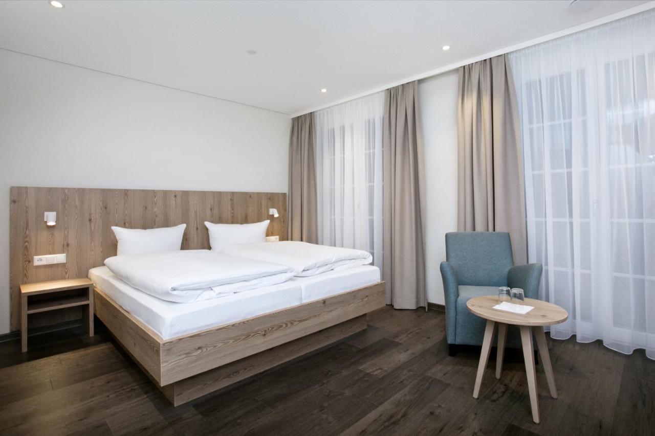 Hotel-Gasthaus Engel Luttingen لاوفنبورغ المظهر الخارجي الصورة