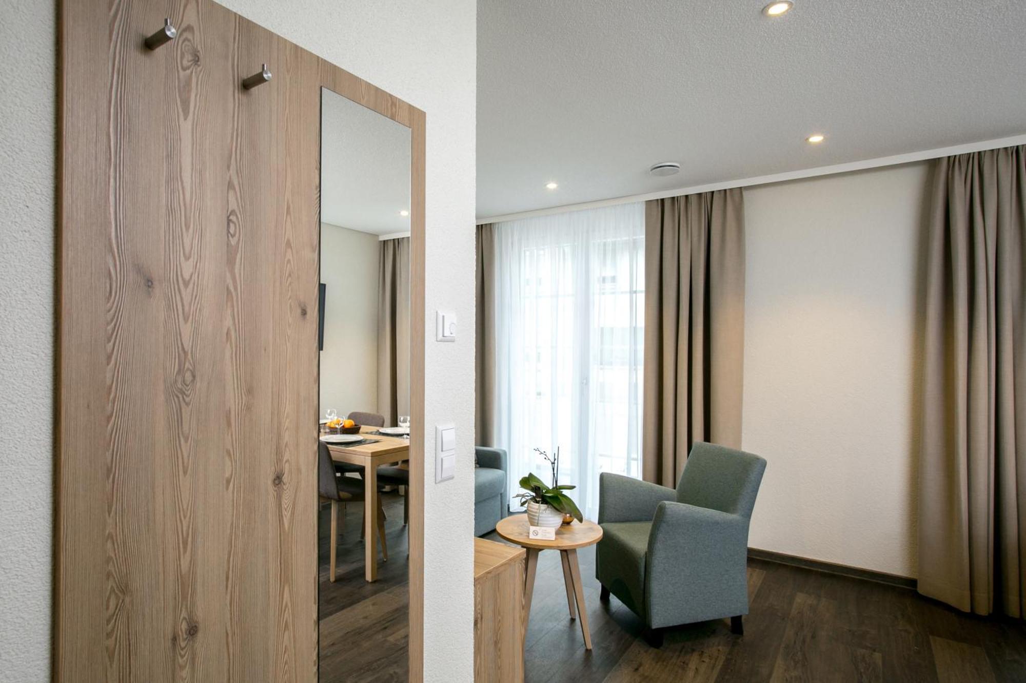 Hotel-Gasthaus Engel Luttingen لاوفنبورغ الغرفة الصورة