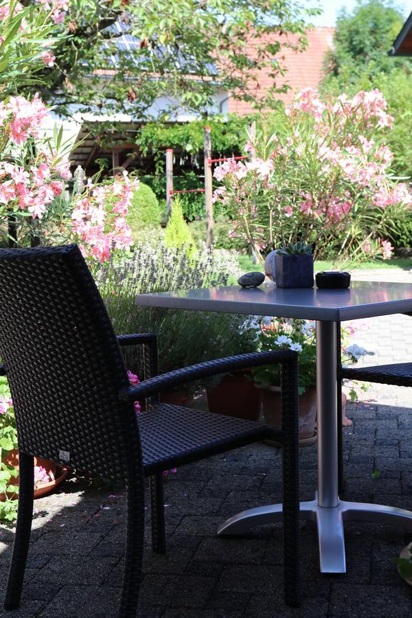 Hotel-Gasthaus Engel Luttingen لاوفنبورغ المظهر الخارجي الصورة